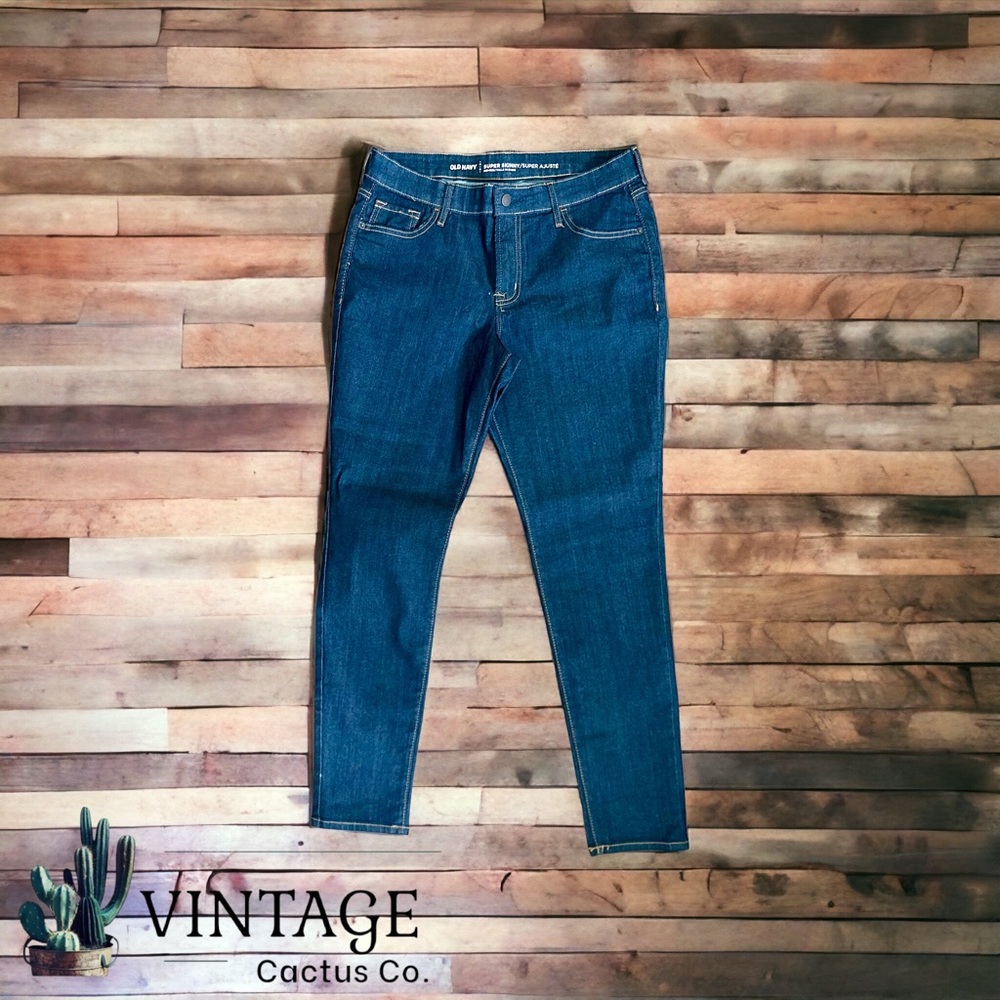 NWOT OLD NAVY MID RISE SUPER SKINNY JEANS!